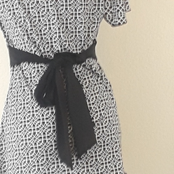 HOT TEMPERED Women's Wrap Geometrical Top Black - Picture 6 of 8